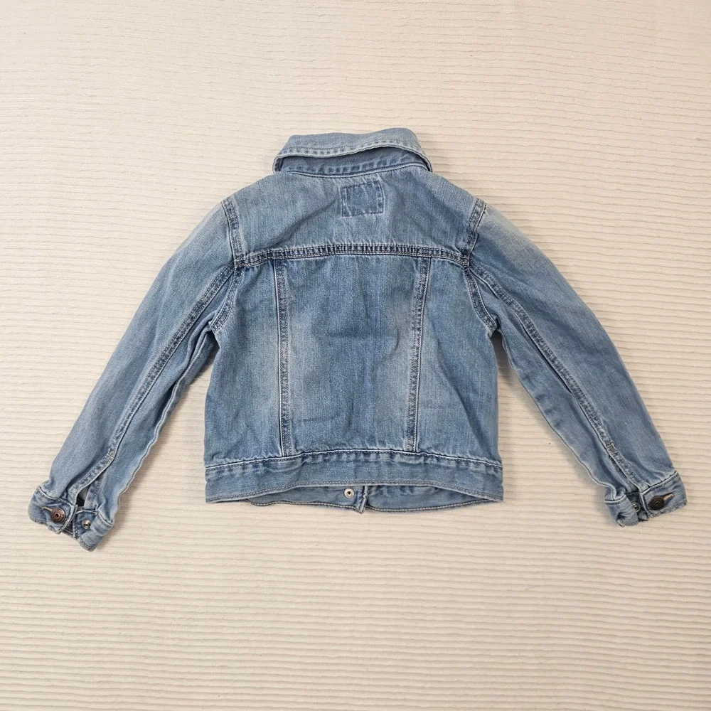 OshKosh Bgosh Girls Light Wash Denim Trucker Jacket Size 6 6x Blue CottonStretch